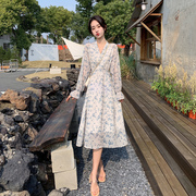 中长款雪纺碎花连衣裙女2023春秋，v领显瘦气质长袖仙女a字裙子