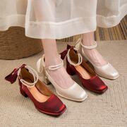 粗跟红色高跟鞋婚鞋女高跟新娘鞋2024秋季玛丽珍女鞋方头单鞋