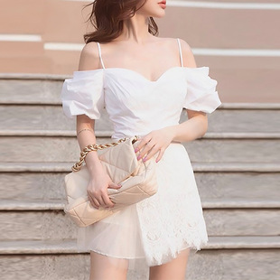 欧美性感V领吊带白色上衣名媛气质小众设计高级收腰蕾丝半身短裙