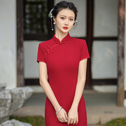 喜婆婆婚宴装旗袍中国红2024年春款纯色高级感喜妈妈礼服婚礼