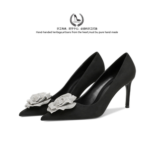 lukecsion法式黑色高跟鞋女秋冬款尖头细跟玫瑰花高级感中古单鞋