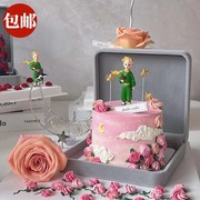 网红拿玫瑰花站立小王子蛋糕，装饰摆件情景装扮生日，甜品台烘焙配件