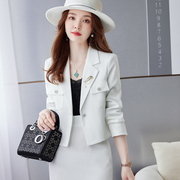 白色西装套装女春秋款韩版小香风减龄休闲时尚小个子短款西服套裙