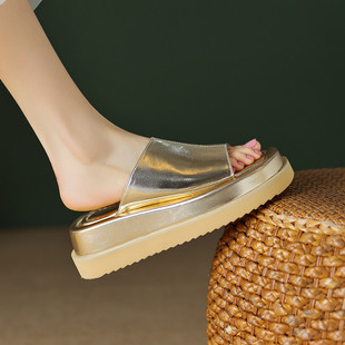 时尚外穿厚底罗马女拖鞋真皮，金色一字型，凉拖休闲坡跟平底露趾凉鞋