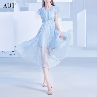 aui蓝色气质蕾丝雪纺，连衣裙女夏2022设计感小众荷叶边中长裙