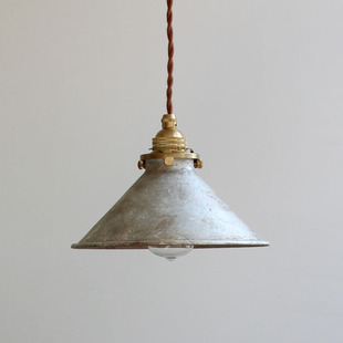 做旧铁锈吊灯北欧日式美式乡村，餐厅吧台厨房阳台复古个性ins黄铜