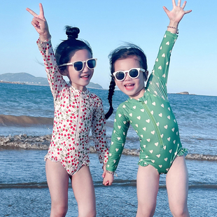 女童速干长袖泳衣夏季韩国童装小女孩宝宝，洋气碎花连体游泳装