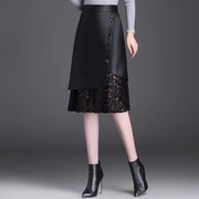 秋冬pu黑色皮裙中长款高腰蕾丝垂感一步a字包臀裙高腰百搭显