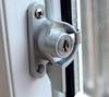 塑钢窗户锁扣铝合金推拉移窗锁老式窗钥匙保险防盗窗扣带锁月牙锁
