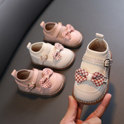 公主鞋婴儿周岁女宝宝，春秋季软底皮鞋1一2-岁女童靴子单靴女宝鞋