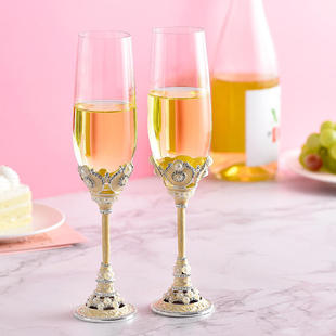 实用新婚送闺蜜结婚礼物，高档精致高脚杯对杯，套装一对香槟杯礼盒