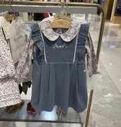 韩国童装23秋女童宝，碎花长袖翻领，打底衫荷叶边背带裙套装n6