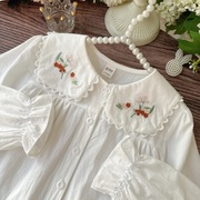 宝宝花边衬衫绣花纯棉，洋气女童娃娃领衬衣，白色2024年儿童上衣