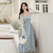 法式茶歇蓝色吊带连衣裙掐腰显瘦海边度假风，优雅端庄显气质长裙夏