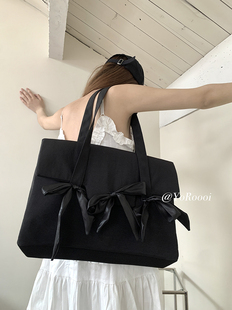 yoroooi小众韩系包包通勤大容量，黑色蝴蝶结单肩包设计感包手提包