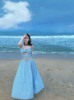 设计感蓝白格子(白格子，)吊带背心高腰半身裙套装裙超仙，海边度假拍照两件套