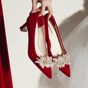 红色高跟鞋女结婚鞋粗跟尖头敬酒服新娘鞋不累脚孕妇2023单鞋