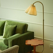 沙发旁边茶几一体高级感美式复古客厅置物落地灯中式实木立式台灯