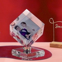 水晶魔方照片定制旋转摆台桌面制作婚纱照 diy创意洗照片做成相框