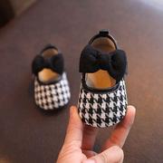 奥特莱斯春款婴儿公主鞋0-1岁3-6-12个月七八个月软胶底室内防滑