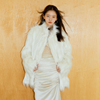 肥肉休息室原创设计冬季白色复古辣妹长毛上衣高级感环保皮草外套