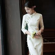 高端蕾丝旗袍2024年秋季长袖，少女改良气质复古连衣裙白色长款