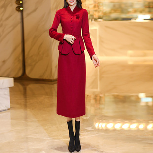 酒红色套装裙2023年秋冬羊毛，气质高端时尚半身裙毛呢两件套女