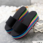 黑色彩虹厚底拖鞋女夏季坡跟，拖鞋外穿高跟凉拖鞋轻便防滑室内居家