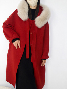 狐狸毛领双面呢红色大衣女，2023冬款气质名媛中长款宽松外套