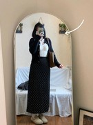 微胖女生韩系温柔风套装春季黑色针织开衫搭配波点半身裙流行套装