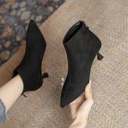 黑色尖头短靴女2023秋冬季加绒细跟绒面，高跟鞋子法式猫跟单靴