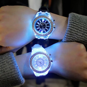 ins同款发光手表个性原宿韩版时尚潮女中小学生LED荧光情侣手表