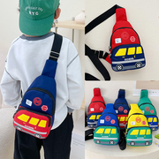 儿童包包可爱小汽车胸包男女童斜挎包卡通宝宝幼儿园腰包男孩挎包