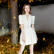 陈卓璇同款西装连衣裙夏季高级感法式气质提花白色女收腰泡泡袖裙