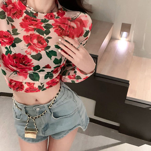 韩国2022春季复古小众时髦碎花百搭显瘦收腰修身长袖T恤女