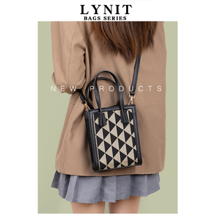 LYNIT 今年流行2024潮格纹时尚复古高级感单肩斜跨小托特女包