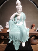 l德化陶瓷自在水月观音佛像，摆件新中式禅意家居，客厅白瓷玄关