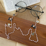 小香风眼镜链黑白香水瓶配件眼镜装饰品简约优雅法式挂链女墨镜链