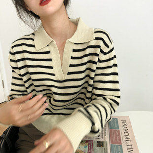 韩版v领条纹撞色针织衫，女2022秋冬polo领短款套头蝙蝠袖毛衣