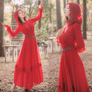 云南丽江大红色连衣裙带帽青海湖旅游拍照长裙子沙漠度假沙滩裙女