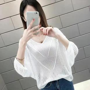 V领蝙蝠袖镂空罩衫针织衫上衣女春季2025宽松大码短款薄款毛衣