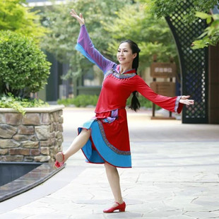 2022杨丽萍三步踩秋季春英，网红广场舞裙长袖，舞蹈服套装舞衣女