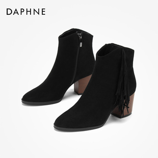 Daphne/达芙妮往年款时尚流苏粗高跟女靴通勤绒面侧拉链时装靴