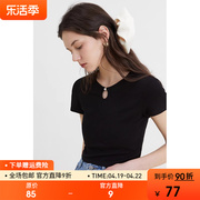 范洛2024夏季黑色短袖T恤女小众设计感圆领珍珠镂空显瘦上衣