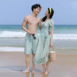 情侣款夏泳衣2021海边情侣沙滩套装碎花时尚度假玩水泳装温泉