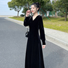 赫本风气质金丝绒黑色连衣裙2024年春装，女装高级感法式长裙子