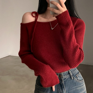 韩国chic早春设计款斜领系带露肩新年红毛衣修身显瘦长袖针织衫女
