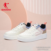中国乔丹板鞋女2024春季休闲时尚，小白鞋防滑耐磨运动鞋跑步鞋女鞋