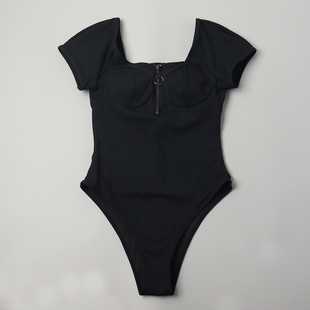8818外贸折扣条纹女士，连体泳衣短袖带拉链游泳衣，时尚经典黑色泳装