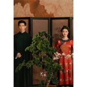 影楼主题服装情侣写真拍摄婚纱照红色印花礼服夫妻民国风摄影套装
